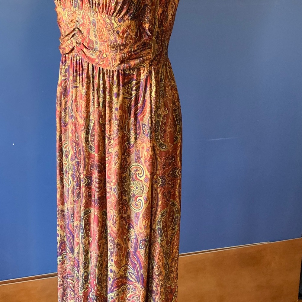 Sleeveless maxi dress - Picture 5 of 6